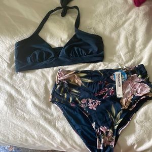 Cupshe bathing suit blue and flower print